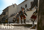 04.07.2026,  Frundsbergfest Mindelheim 2026, Historisches-Fest im Unterallgäu mit tausenden Mitwirkenden. Die Kreisstadt Mindelheim kehrt für eine Woche ins Mittelalter zurück und feiert ihre historische Geschichte.  Schauspiel MEHR SOLD MUSS HER am Stadtgraben, Landknechte stürmen die Mauern der Stadt. 