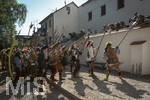 04.07.2026,  Frundsbergfest Mindelheim 2026, Historisches-Fest im Unterallgäu mit tausenden Mitwirkenden. Die Kreisstadt Mindelheim kehrt für eine Woche ins Mittelalter zurück und feiert ihre historische Geschichte.  Schauspiel MEHR SOLD MUSS HER am Stadtgraben, Landknechte stürmen die Mauern der Stadt. 