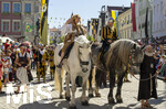 04.07.2026,  Frundsbergfest Mindelheim 2026, Historisches-Fest im Unterallgäu mit tausenden Mitwirkenden. Die Kreisstadt Mindelheim kehrt für eine Woche ins Mittelalter zurück und feiert ihre historische Geschichte. Einzug der Bauern zum Bauernmarkt. Familie Birgit und Robert Mutzel 