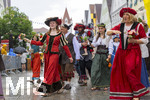 05.07.2026,  Frundsbergfest Mindelheim 2026, Historisches-Fest im Unterallgäu mit tausenden Mitwirkenden. Die Kreisstadt Mindelheim kehrt für eine Woche ins Mittelalter zurück um ihre historische Geschichte zu feiern. Historischer Festzug am Sonntag 5.7.2026 durch die Maximilianstrasse,  