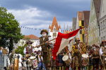 05.07.2026,  Frundsbergfest Mindelheim 2026, Historisches-Fest im Unterallgäu mit tausenden Mitwirkenden. Die Kreisstadt Mindelheim kehrt für eine Woche ins Mittelalter zurück um ihre historische Geschichte zu feiern. Historischer Festzug am Sonntag 5.7.2026 durch die Maximilianstrasse,  