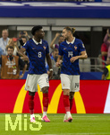 14.07.2026, Fussball Weltmeisterschaft 2026 in den USA, Halbfinale, Frankreich - Spanien, im AT&T Stadium (Dallas (Arlington)),  v.li: Aurelien Tchouameni (Frankreich) und Adrien Rabiot (Frankreich)  nachdenklich 


