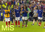 14.07.2026, Fussball Weltmeisterschaft 2026 in den USA, Halbfinale, Frankreich - Spanien, im AT&T Stadium (Dallas (Arlington)), Schlusspfiff, Frust nach dem Ausscheiden bei Manu Kone (Frankreich), Bradley Barcola (Frankreich), Jules Kounde (Frankreich) 


