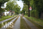 15.07.2026, Bad Wörishofen, Unterallgäu, Schäden nach dem heftigen Gewittersturm mit Hagel am vergangenen Abend über der Stadt Bad Wörishofen im Unterallgäu (Bayern). Die Strassen sind voller Grünzeug das der Sturm von den Bäumen geweht hat. Hier in der Gartenstadt.