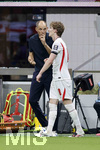 15.07.2026, Fussball Weltmeisterschaft 2026 in den USA, Halbfinale, England - Argentinien, im Mercedes-Benz Stadium (Atlanta, GA),  v.li: Trainer Thomas Tuchel (England) mit Elliot Anderson (England) 
 

