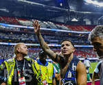 15.07.2026, Fussball Weltmeisterschaft 2026 in den USA, Halbfinale, England - Argentinien, im Mercedes-Benz Stadium (Atlanta, GA),  ENZO FERNANDEZ (ARG) nach dem Spiel glücklich.
 

