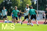 16.07.2026, Bad Wörishofen, Deutschland, 2. Bundesliga, Saison 2026/2027, Der SpVgg Greuther Fürth startet mit der zweiten Trainingseinheit in sein Sommertrainingslager in Bad Wörishofen (Unterallgäu). Der Verein bereitet sich dort auf die Saison 2026/2027 vor. Philipp Müller (SpVgg Greuther Fürth), Ole Pohlmann (SpVgg Greuther Fürth)
