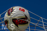 17.07.2026, Fussball 1. Bundesliga 2026/2027,  Torfabrik der offizielle Spielball von adidas für die Saison 26/27. Detailshooting, der Ball landet im Tornetz. Das DFL-Logo ist aufgedruckt zu sehen.