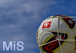 17.07.2026, Fussball 1. Bundesliga 2026/2027,  Torfabrik der offizielle Spielball von adidas für die Saison 26/27. Detailshooting, der Ball landet im Tornetz. Das DFL-Logo ist aufgedruckt zu sehen.