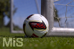 17.07.2026, Fussball 1. Bundesliga 2026/2027,  Torfabrik der offizielle Spielball von adidas für die Saison 26/27. Detailshooting, der Ball liegt auf dem Rasen.