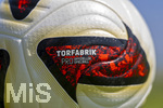 17.07.2026, Fussball 1. Bundesliga 2026/2027,  Torfabrik der offizielle Spielball von adidas für die Saison 26/27. Detailshooting, der Ball liegt auf dem Rasen.