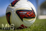 17.07.2026, Fussball 1. Bundesliga 2026/2027,  Torfabrik der offizielle Spielball von adidas für die Saison 26/27. Detailshooting, der Ball liegt auf dem Rasen.