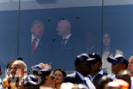 19.07.2026, Fussball Weltmeisterschaft 2026 in den USA, Finale, Spanien - Argentinien, im MetLife Stadium (New York/New Jersey (East Rutherford)), Ehrengäste hinter Glas, US-Präsident Donald Trump (li), Gianni Infantino (SUI, FIFA-Präsident), 

