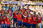19.07.2026, Fussball Weltmeisterschaft 2026 in den USA, Finale, Spanien - Argentinien, im MetLife Stadium (New York/New Jersey (East Rutherford)), Spanien ist Fussball Weltmeister 2026, Siegerehrung, Rodri (Spanien) stemmt den Pokal in die Höhe, Lamine Yamal (Spanien), Fermin Lopez (Spanien) Fermin Lopez (Spanien), Nico Williams (Spanien) etc,


