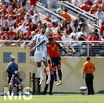 19.07.2026, Fussball Weltmeisterschaft 2026 in den USA, Finale, Spanien - Argentinien, im MetLife Stadium (New York/New Jersey (East Rutherford)), v.li: Nico Gonzalez (Argentinien) gegen Pedro Porro (Spanien) 
 

