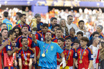 19.07.2026, Fussball Weltmeisterschaft 2026 in den USA, Finale, Spanien - Argentinien, im MetLife Stadium (New York/New Jersey (East Rutherford)), Spanien ist Fussball-Weltmeister 2026, Siegerehrung, Torwart David Raya (Spanien) mit dem WM-Pokal.

