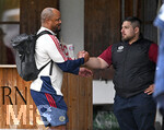27.07.2026, Fussball Bundesliga 2026/2027, Trainingslager FC Bayern München in Rottach-Egern am Tegernsee (Bayern). Trainer Vincent Kompany (FC Bayern München) shakehands