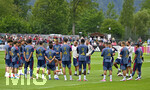 27.07.2026, Fussball Bundesliga 2026/2027, Trainingslager FC Bayern München in Rottach-Egern am Tegernsee (Bayern). Die Spieler versammeln sich