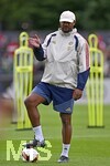 27.07.2026, Fussball Bundesliga 2026/2027, Trainingslager FC Bayern München in Rottach-Egern am Tegernsee (Bayern). Trainer Vincent Kompany (FC Bayern München) gestikuliert