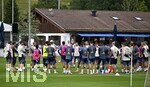 27.07.2026, Fussball Bundesliga 2026/2027, Trainingslager FC Bayern München in Rottach-Egern am Tegernsee (Bayern). Die Spieler und das Trainerteam versammeln sich umn Trainer Vincent Kompany (FC Bayern München) 