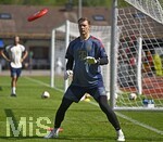 29.07.2026, Fussball Bundesliga 2026/2027, Trainingslager FC Bayern München in Rottach-Egern am Tegernsee (Bayern). Torwart Manuel Neuer (FC Bayern München) fängt eine Frisbee Wurf-Scheibe