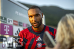 30.07.2026, Fussball Bundesliga 2026/2027, Trainingslager FC Bayern München in Rottach-Egern am Tegernsee (Bayern). Testspiel FC Rottach Egern - FC Bayern München, Jonathan Tah (FC Bayern München) beim anschliessenden Interview mit den Medien.