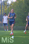 05.08.2026, München, Deutschland. Google Pixel Frauen-Bundesliga: Die FC Bayern Frauen absolvieren auf dem FC Bayern Campus eine Trainingseinheit zur Vorbereitung auf das Testspiel gegen Paris FC. Katharina Naschenweng (FC Bayern Frauen)
