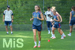 05.08.2026, München, Deutschland. Google Pixel Frauen-Bundesliga: Die FC Bayern Frauen absolvieren auf dem FC Bayern Campus eine Trainingseinheit zur Vorbereitung auf das Testspiel gegen Paris FC. Katharina Naschenweng (FC Bayern Frauen)