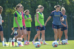 05.08.2026, München, Deutschland. Google Pixel Frauen-Bundesliga: Die FC Bayern Frauen absolvieren auf dem FC Bayern Campus eine Trainingseinheit zur Vorbereitung auf das Testspiel gegen Paris FC. Übersicht