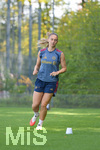 05.08.2026, München, Deutschland. Google Pixel Frauen-Bundesliga: Die FC Bayern Frauen absolvieren auf dem FC Bayern Campus eine Trainingseinheit zur Vorbereitung auf das Testspiel gegen Paris FC. Katharina Naschenweng (FC Bayern Frauen)