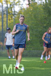 05.08.2026, München, Deutschland. Google Pixel Frauen-Bundesliga: Die FC Bayern Frauen absolvieren auf dem FC Bayern Campus eine Trainingseinheit zur Vorbereitung auf das Testspiel gegen Paris FC. Alara Sehitler (FC Bayern Frauen)