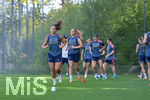 05.08.2026, München, Deutschland. Google Pixel Frauen-Bundesliga: Die FC Bayern Frauen absolvieren auf dem FC Bayern Campus eine Trainingseinheit zur Vorbereitung auf das Testspiel gegen Paris FC. Lena Oberdorf (FC Bayern Frauen)