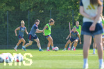 05.08.2026, München, Deutschland. Google Pixel Frauen-Bundesliga: Die FC Bayern Frauen absolvieren auf dem FC Bayern Campus eine Trainingseinheit zur Vorbereitung auf das Testspiel gegen Paris FC. Arianna Caruso (FC Bayern Frauen)