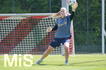 05.08.2026, München, Deutschland. Google Pixel Frauen-Bundesliga: Die FC Bayern Frauen absolvieren auf dem FC Bayern Campus eine Trainingseinheit zur Vorbereitung auf das Testspiel gegen Paris FC. Regina van Eijk (FC Bayern Frauen)