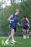 05.08.2026, München, Deutschland. Google Pixel Frauen-Bundesliga: Die FC Bayern Frauen absolvieren auf dem FC Bayern Campus eine Trainingseinheit zur Vorbereitung auf das Testspiel gegen Paris FC. Alara Sehitler (FC Bayern Frauen)