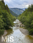 30.07.2026, Wandern in Rottach-Egern am Tegernsee (Bayern). Der Bergbach Weißach bei Kreuth.