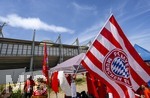 09.08.2026, Google Pixel Frauen-Bundesliga: Testspiel FC Bayern Frauen - Paris FC, im Sportpark Unterhaching,  Fanfest am Vorplatz des Stadions mit Aktionsflächen verschiedener Abteilungen des FC Bayern und anderen. 