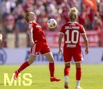 09.08.2026, Google Pixel Frauen-Bundesliga: Testspiel FC Bayern Frauen - Paris FC, im Sportpark Unterhaching,  Stine Ballisager (FC Bayern München) am Ball  