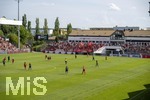 09.08.2026, Google Pixel Frauen-Bundesliga: Testspiel FC Bayern Frauen - Paris FC, im Sportpark Unterhaching, Stadionansicht von oben: Erstes Heimspiel der FC Bayern Frauen in ihrem neuen Stadion.  