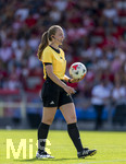 09.08.2026, Google Pixel Frauen-Bundesliga: Testspiel FC Bayern Frauen - Paris FC, im Sportpark Unterhaching,  Schiedsrichterin Marina Bachmann (Großwallstadt)