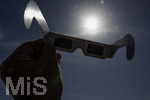 10.08.2026, Am Mittwoch 12.08.2026 wird es in Europa eine Sonnenfinsternis geben, dazu gibt es die zwingend erforderlichen Schutzfilter-Brillen mit Solar-Filter, damit die Augen kein dauernden Schäden davontragen beim Blick in die Sonne.