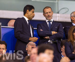12.08.2026, Fussball UEFA-Supercup 2026: Finale in Salzburg (Österreich), Paris St. Germain - Aston Villa, in der Red Bull Arena (Wals bei Salzburg). Auf der Ehrentribüne, v.li: Präsident Nasser Al-Khelaifi (Paris St. Germain) im Gespräch mit UEFA Präsident Aleksander Ceferin. 
