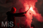 12.08.2026, Fussball UEFA-Supercup 2026: Finale in Salzburg (Österreich), Paris St. Germain - Aston Villa, in der Red Bull Arena (Wals bei Salzburg). Pyros aus dem Block der Paris-Fans