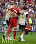 15.08.2026, Fussball Bundesliga 2026/2027, Testspiel Telecom-Cup, FC Bayern München - RB Leipzig, in der Allianz-Arena München, Konrad Laimer (FC Bayern München) angeschlagen