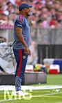 15.08.2026, Fussball Bundesliga 2026/2027, Testspiel Telecom-Cup, FC Bayern München - RB Leipzig, in der Allianz-Arena München, Trainer Vincent Kompany (FC Bayern München) in Rage