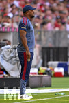 15.08.2026, Fussball Bundesliga 2026/2027, Testspiel Telecom-Cup, FC Bayern München - RB Leipzig, in der Allianz-Arena München, Trainer Vincent Kompany (FC Bayern München) in Rage