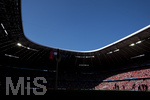 15.08.2026, Fussball Bundesliga 2026/2027, Testspiel Telecom-Cup, FC Bayern München - RB Leipzig, in der Allianz-Arena München, Spielszene als Silhuette.
