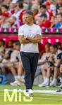 15.08.2026, Fussball Bundesliga 2026/2027, Testspiel Telecom-Cup, FC Bayern München - RB Leipzig, in der Allianz-Arena München, Trainer Martin Demichelis (RB Leipzig) nachdenklich 