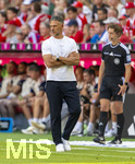 15.08.2026, Fussball Bundesliga 2026/2027, Testspiel Telecom-Cup, FC Bayern München - RB Leipzig, in der Allianz-Arena München, Trainer Martin Demichelis (RB Leipzig) nachdenklich 