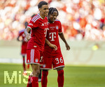 15.08.2026, Fussball Bundesliga 2026/2027, Testspiel Telecom-Cup, FC Bayern München - RB Leipzig, in der Allianz-Arena München, Torjubel v.li: Jamal Musiala (Bayern München) und Wisdom Mike (FC Bayern München) 